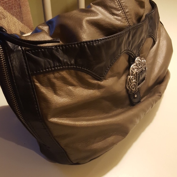 Super soft and pretty purse - Picture 4 of 7